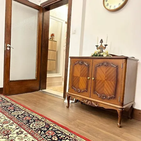 Centre Stylish With Private Backyard * Sofia