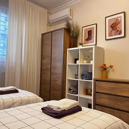 Centre Stylish With Private Backyard Apartment Sofia